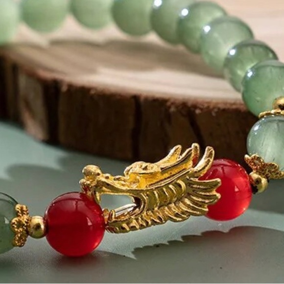 GREEN AVENTURINE BEAD DRAGON HEAD BRACELET.  ONLY DARK GREEN AVAILABLE - Picture 5 of 8